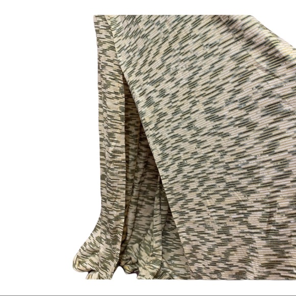 SzS Joy LulaRoe Green/Yellow Cardigan Vest NWT - Picture 4 of 7